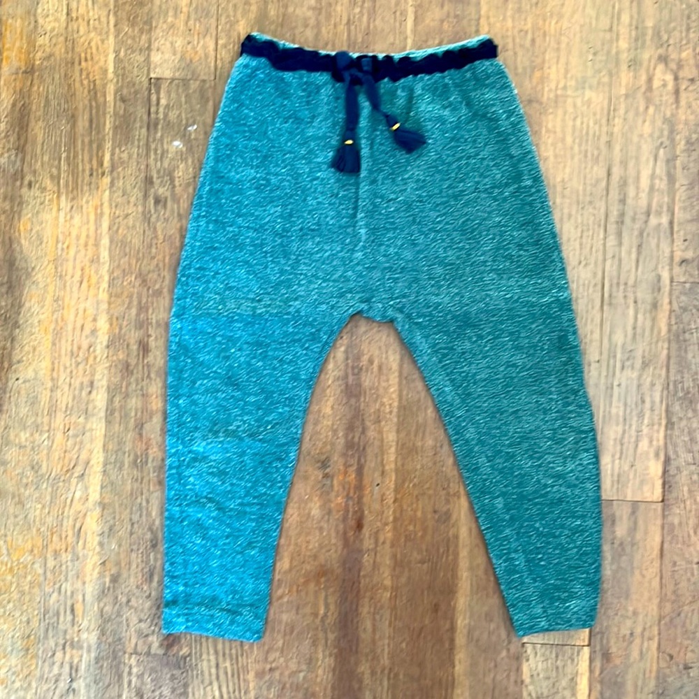 NWOT! Zara knit haram pants in forest green! Size 3/4 or 104cm